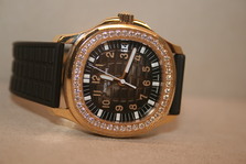 Patek Philippe  AQUANAUT DIA