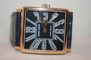 Roger Dubis Golden Squar  PG  Limied Edition