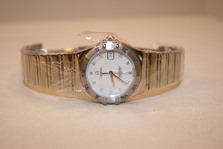 OMEGA  Constellation 11P DIA WG pearl