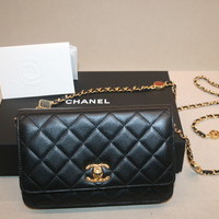 CHANEL natural stone& gold-tone metal black WALLET on CHAIN