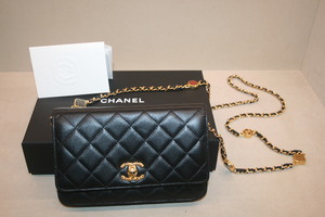 CHANEL natural stone& gold-tone metal black WALLET on CHAIN