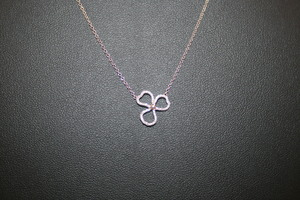 Tiffany & Co. OPEN PAPER FLOWER DIA pendant PT 