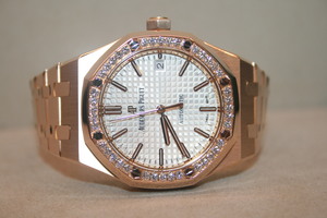 Audemars Piguet Royal Oak  GOLD DIAMOND BEZEL