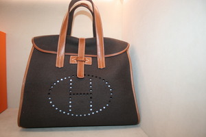 Hermes  H logo tote bag ~~~