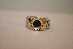 Bvlgari Tubo-gas black Onyx ring